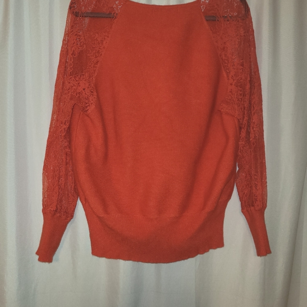 Sweater - Picture 7 of 7